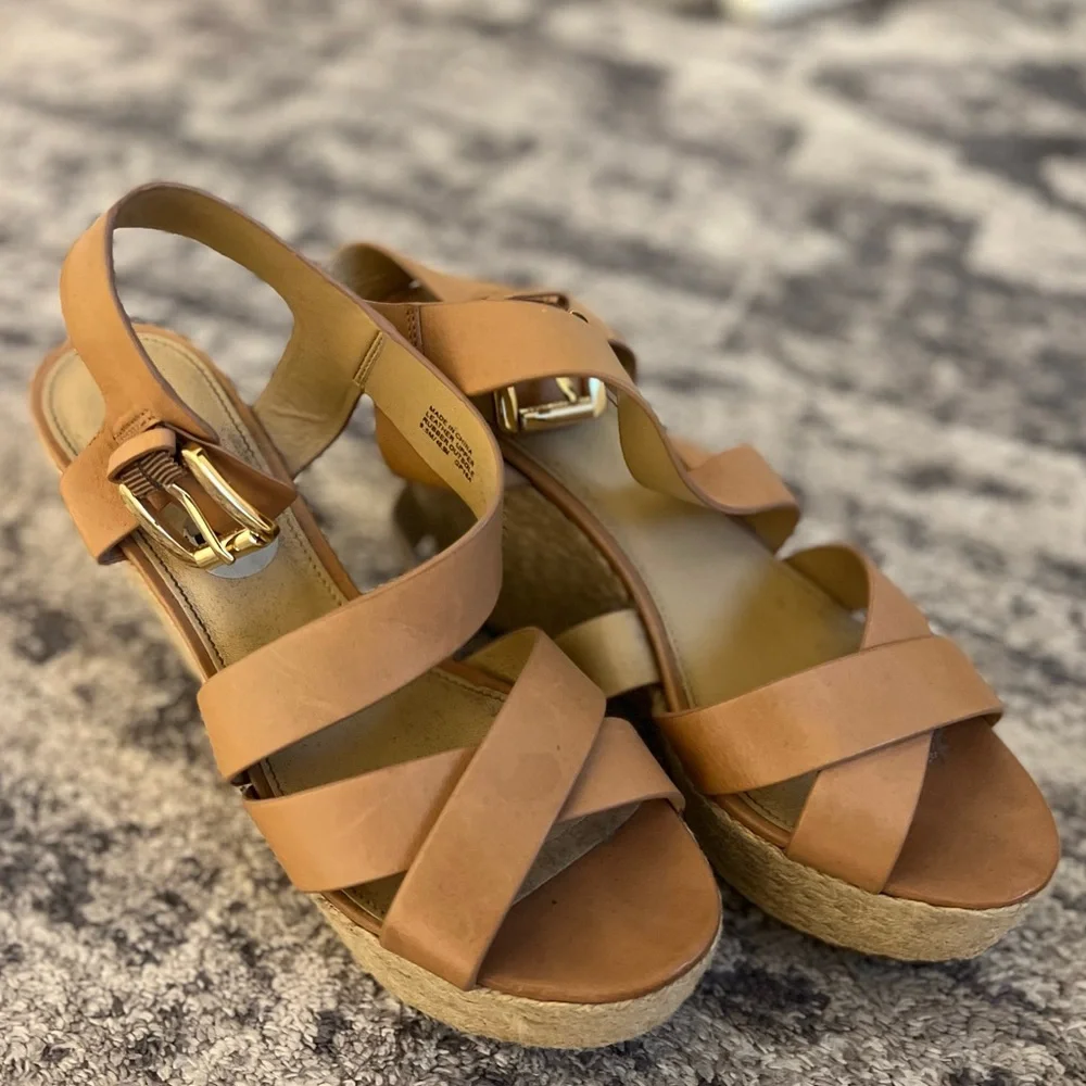 Michael Kors Kady wedge - Picture 5 of 8